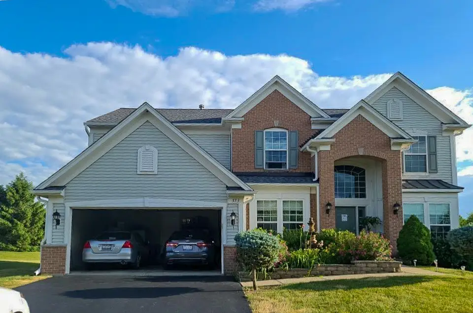 Completed roofing project in Bolingbrook, Illinois