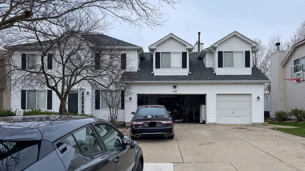 Completed roofing project in Bolingbrook, Illinois