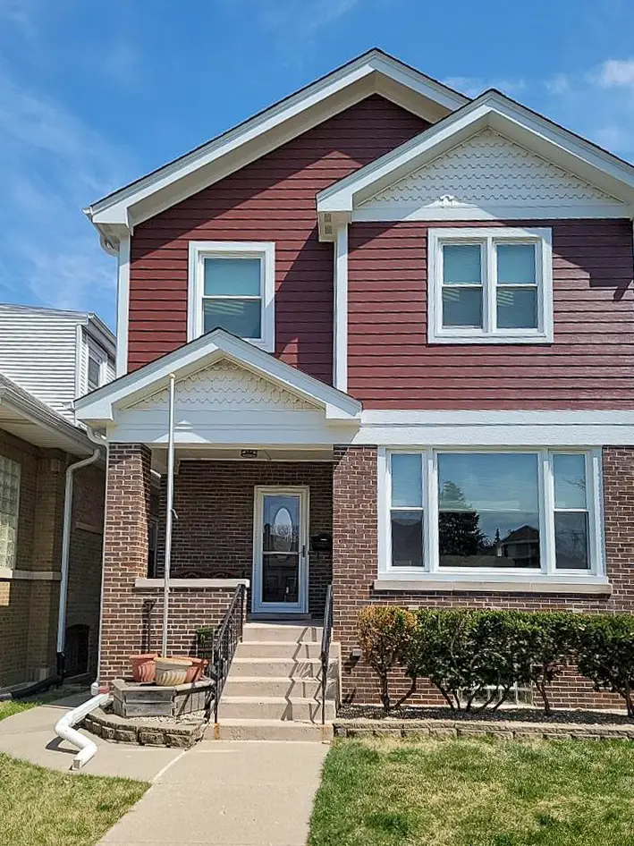 James Hardie fiber cement siding on a Chicago-area home